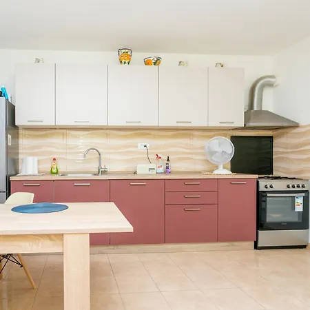 With Parking Space - 22293 Appartement Split