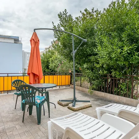 With Parking Space - 22293 Appartement